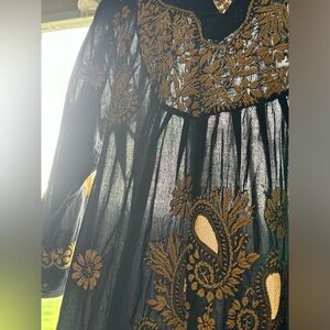 Durga Tunic Size Large 100%Cotton Lightweight Black and Gold Floral